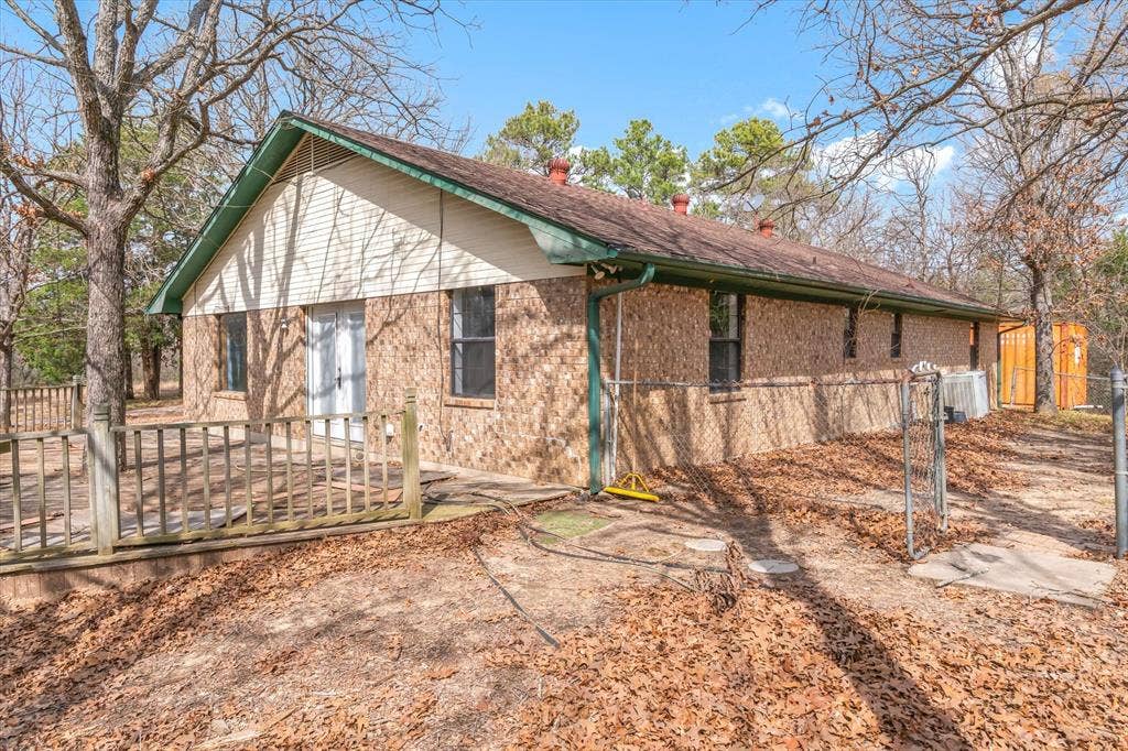 8844 State Highway 19 N, Athens, TX 75752 8844 State Highway 19 N, Athens, TX 75752