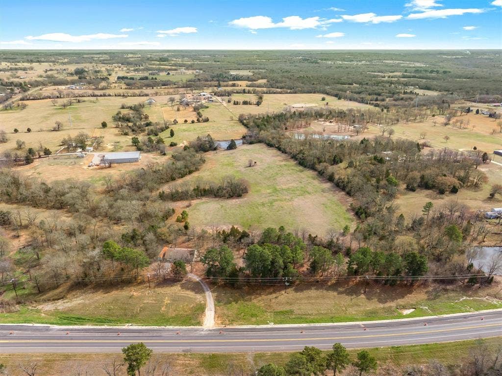 8844 State Highway 19 N, Athens, TX 75752 8844 State Highway 19 N, Athens, TX 75752