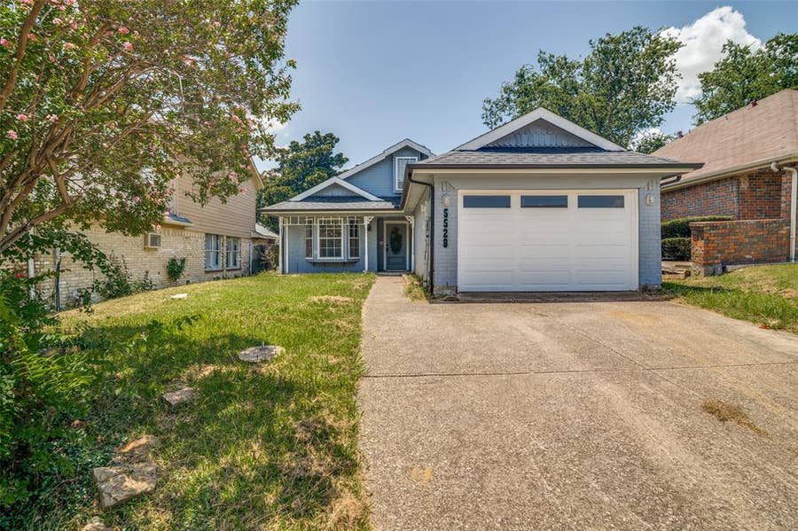 Property photo for 5529 Village Green Drive, Mesquite, TX