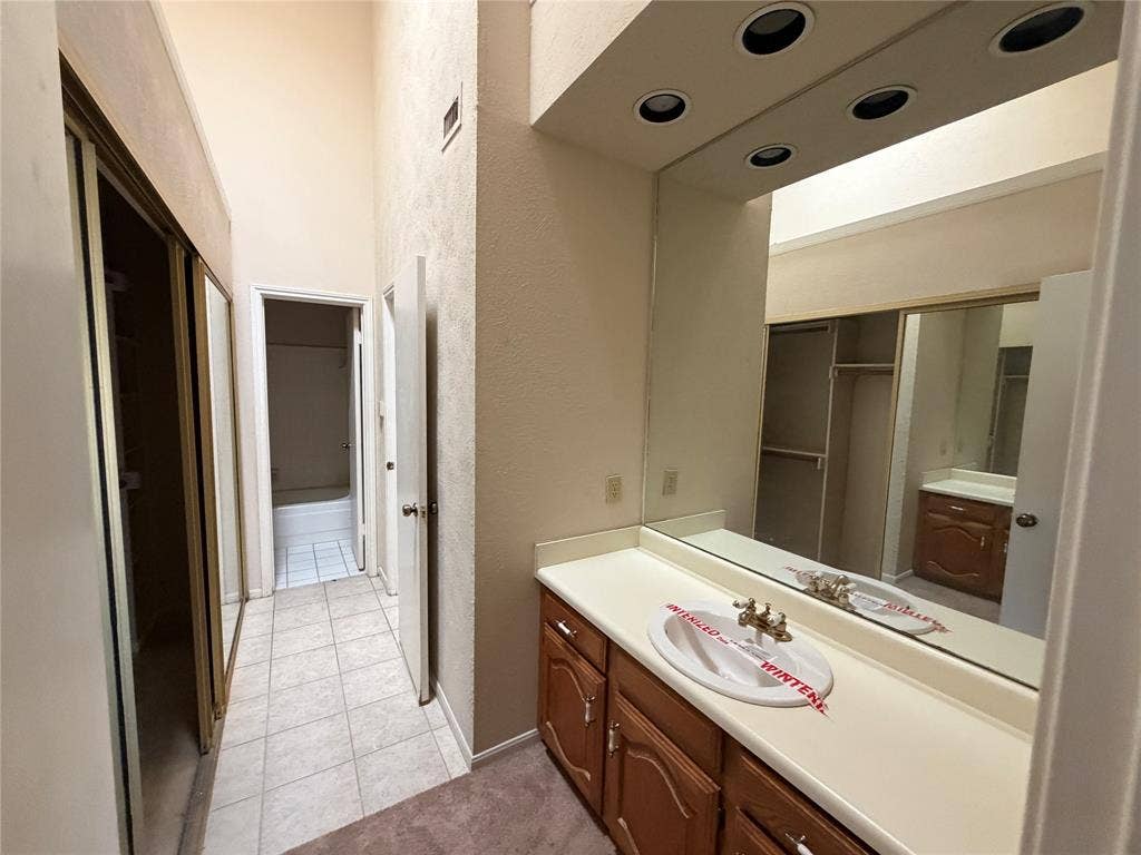 2204 W Park Boulevard, #3201, Plano, TX 75075 2204 W Park Boulevard, #3201, Plano, TX 75075