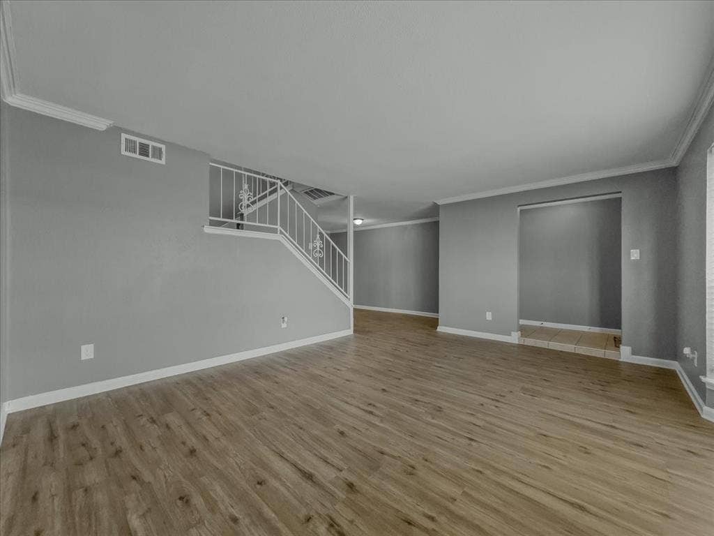 74 E Mountain Creek Court, #2, Grand Prairie, TX 75052 Sizable living area for entertaining