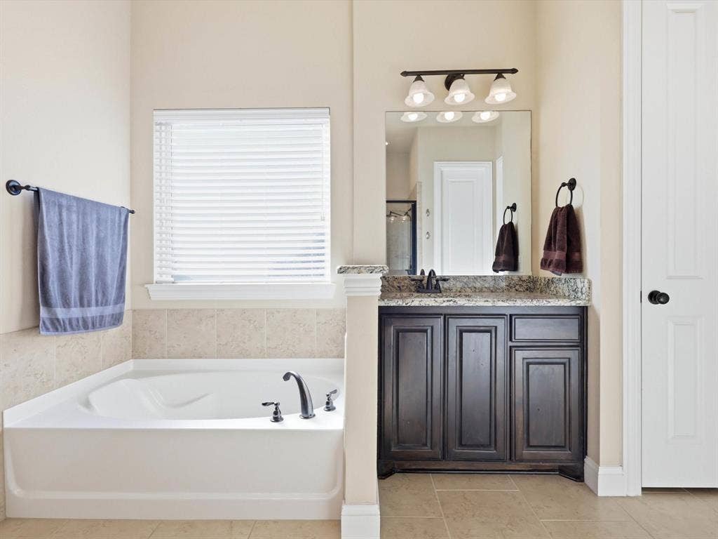 1114 Texanna Trail, Midlothian, TX 76065 1114 Texanna Trail, Midlothian, TX 76065