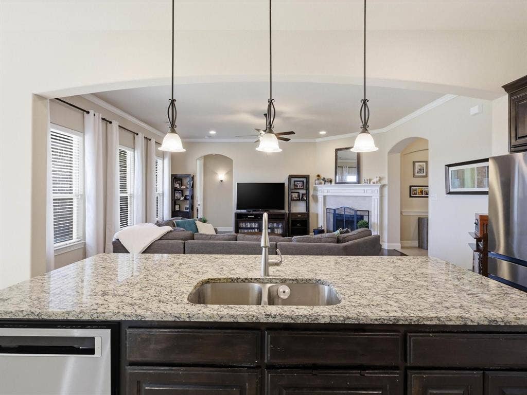 1114 Texanna Trail, Midlothian, TX 76065 1114 Texanna Trail, Midlothian, TX 76065
