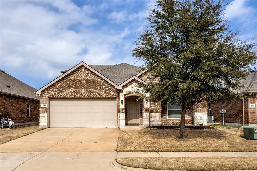 Property photo for 1326 Deerfield Drive, Anna, TX