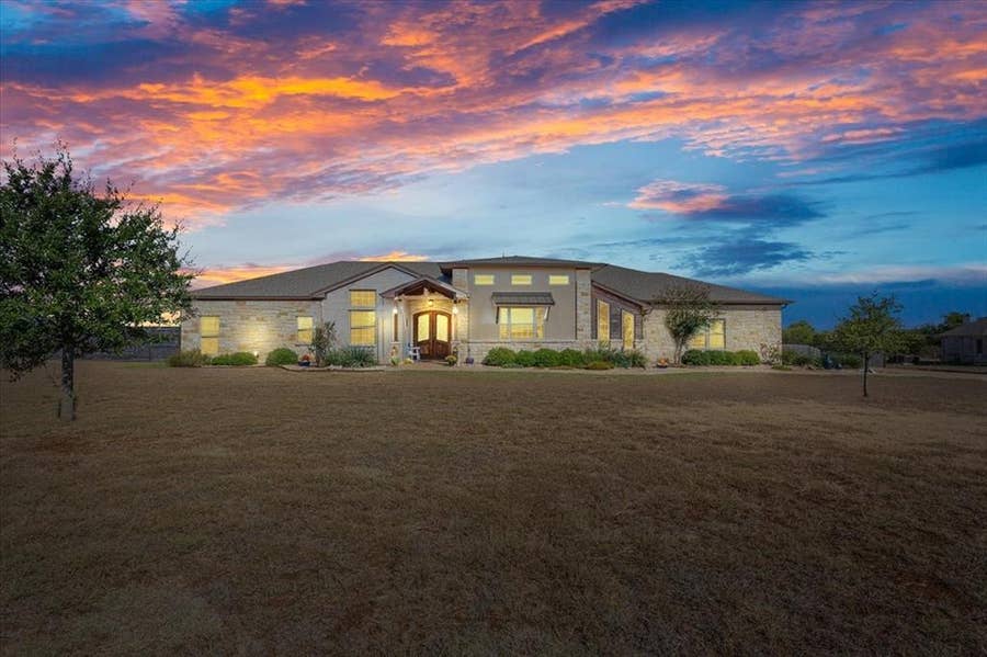 Property photo for 628 Wildflower, McGregor, TX