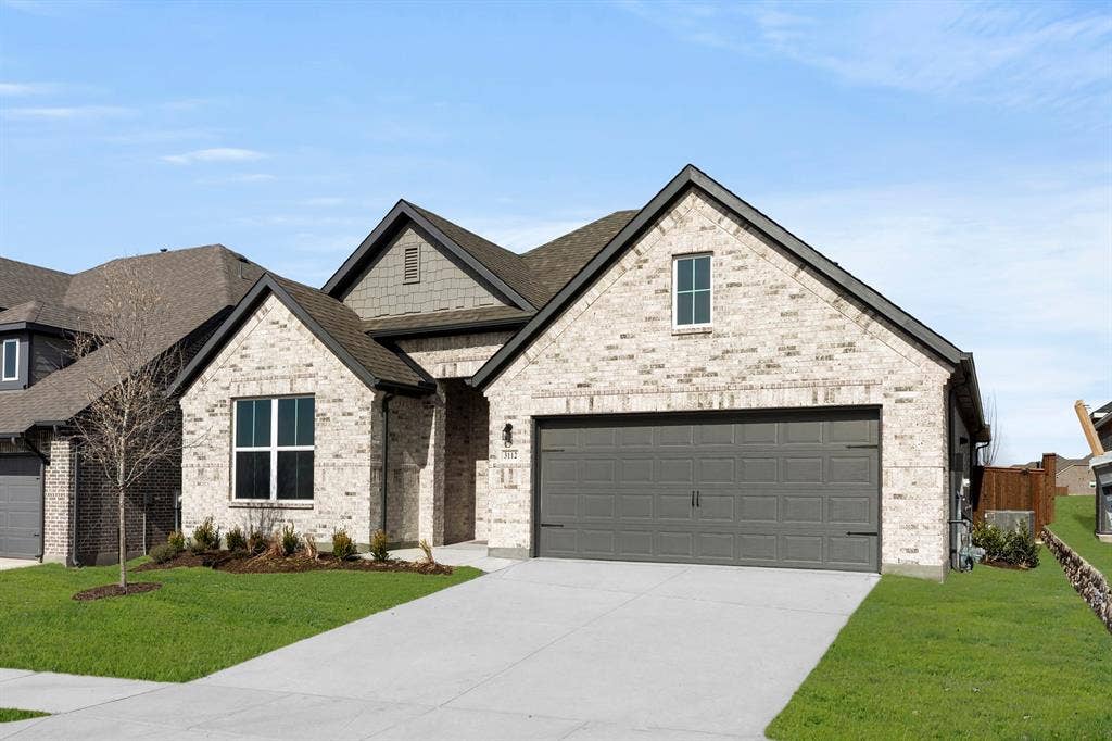 3112 Goldfinch Drive, Royse City, TX 75189 02. 3112 Goldfinch - Front (2)