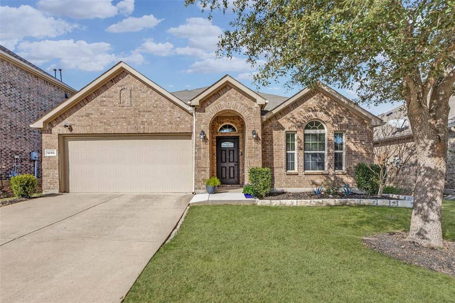 Property photo for 12312 Hitch Rack Way, McKinney, TX