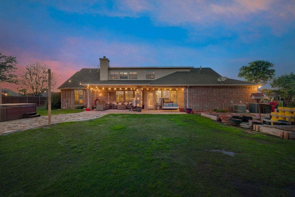 18176 Langford Lane, Talty, TX 75126 18176 Langford Lane, Talty, TX 75126