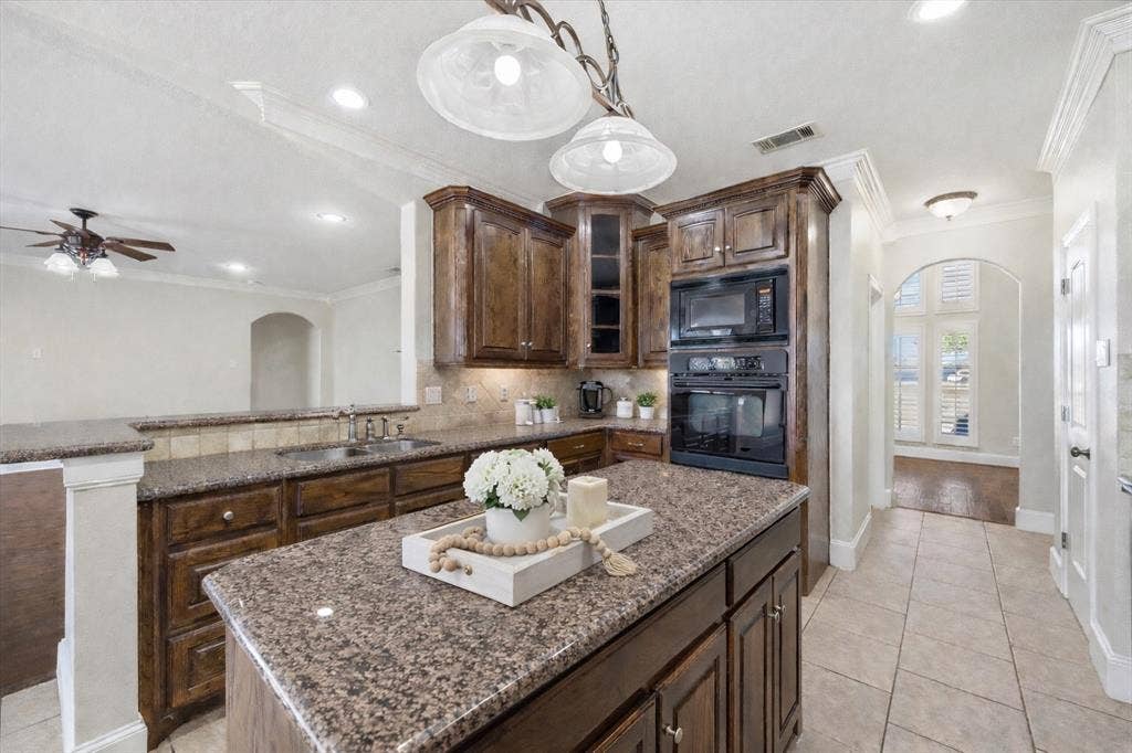 18176 Langford Lane, Talty, TX 75126 18176 Langford Lane, Talty, TX 75126