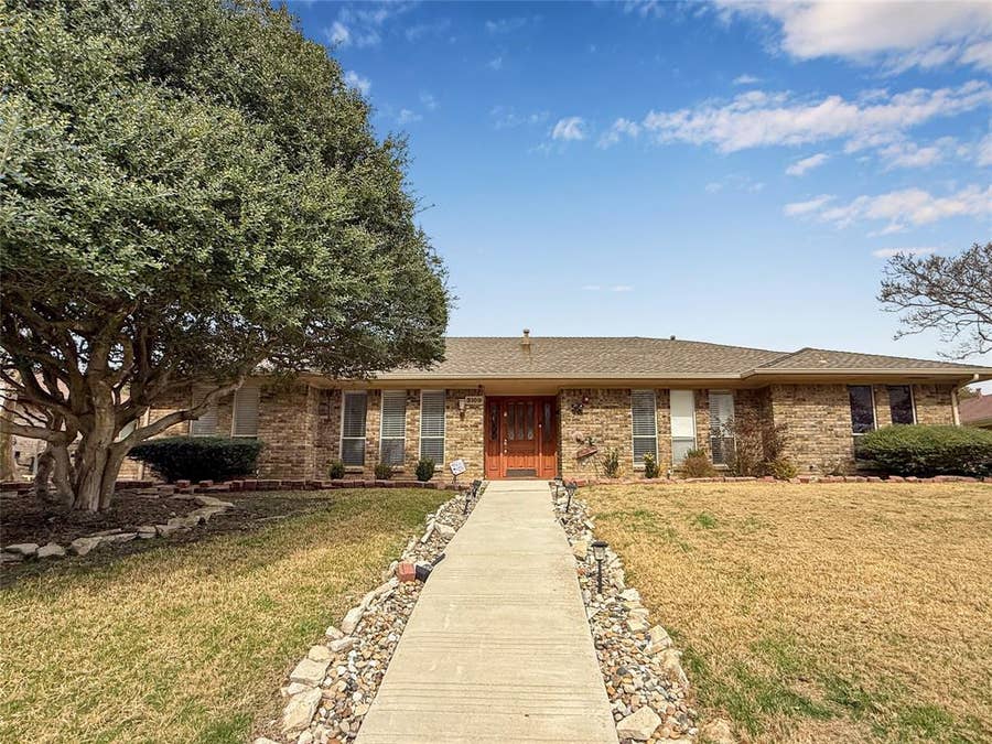 Property photo for 3109 Robin Road, Plano, TX