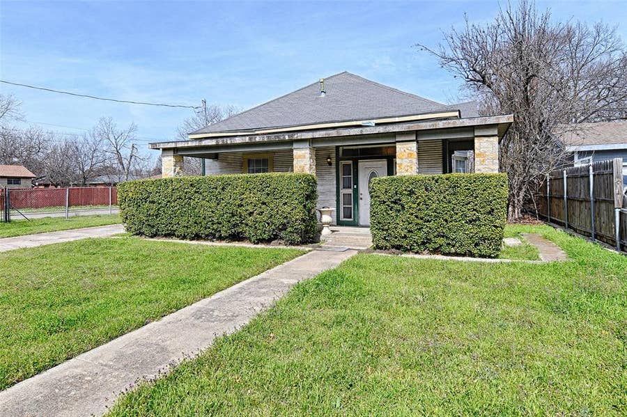 Property photo for 2457 Glenfield Avenue, Dallas, TX