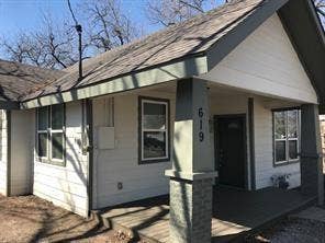 Property photo for 619 Bolivar Street, Denton, TX