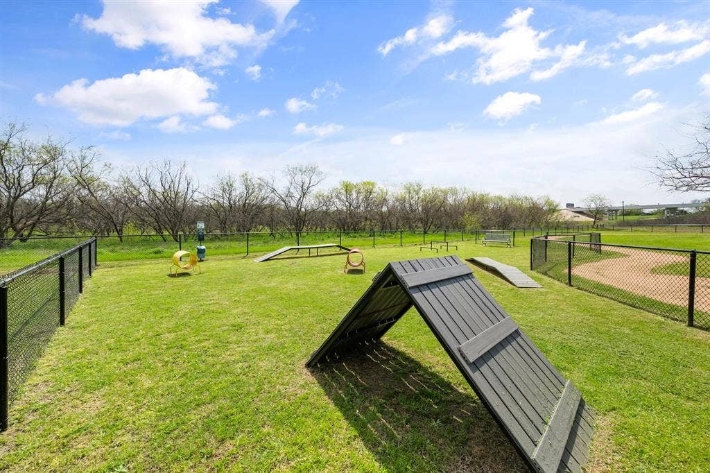 3514 Randall Terrace, Grand Prairie, TX 76065 Dog park