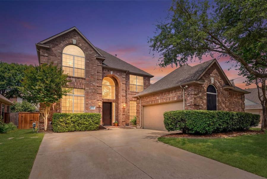 Property photo for 1506 Hunters Creek Drive, McKinney, TX