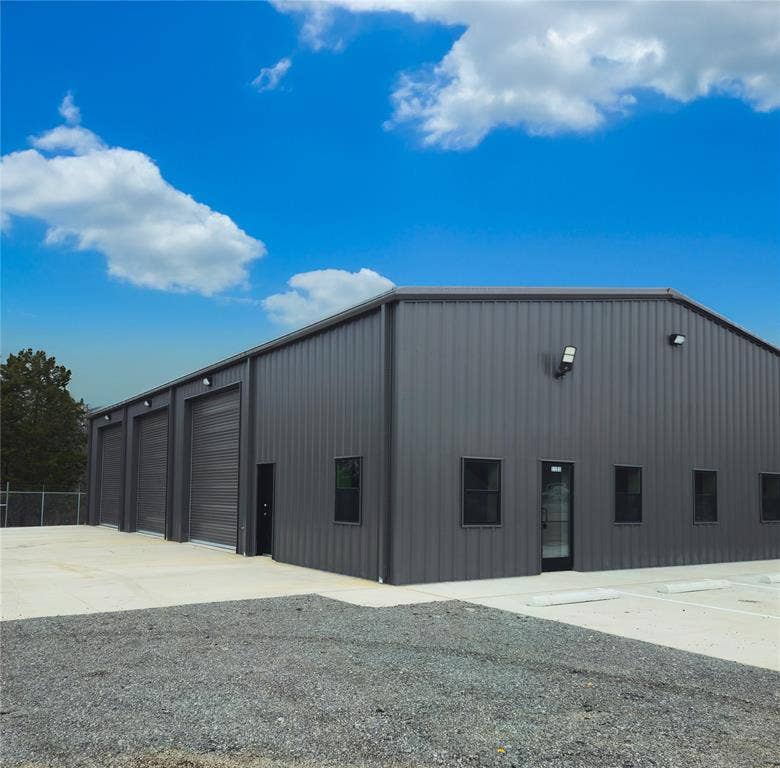 Property photo for 1240 Blackland Trail, Lavon, TX