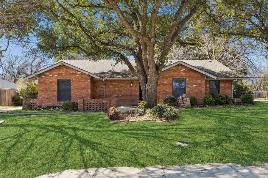 Property photo for 1017 Denmark Street, Grand Prairie, TX