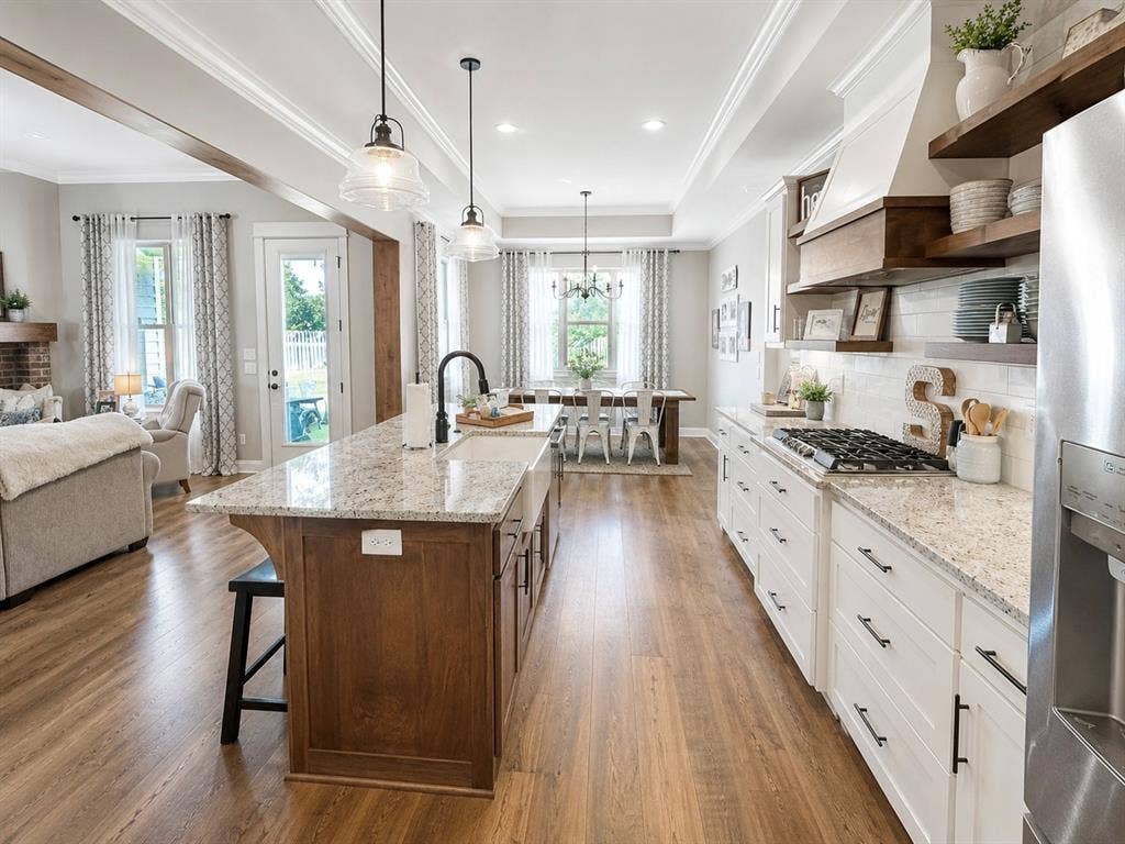 7334 TULE CREEK Lane, Tyler, TX 75703 7334 TULE CREEK Lane, Tyler, TX 75703