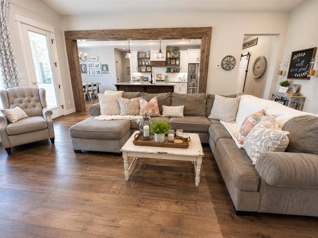 7334 TULE CREEK Lane, Tyler, TX 75703 7334 TULE CREEK Lane, Tyler, TX 75703