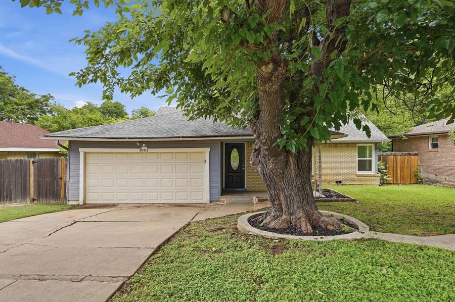 Property photo for 3804 Cornish Avenue, Fort Worth, TX