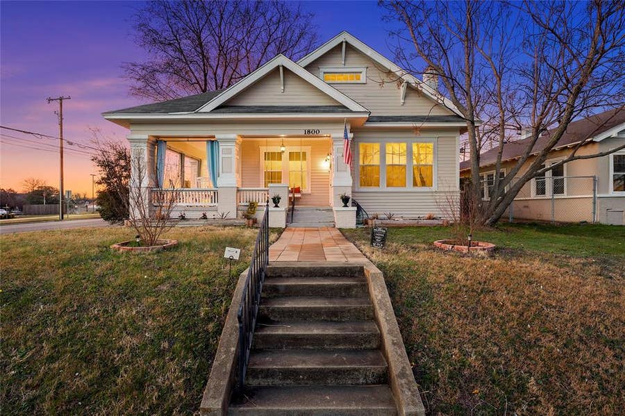 Property photo for 1800 Algonquin Street, Waco, TX