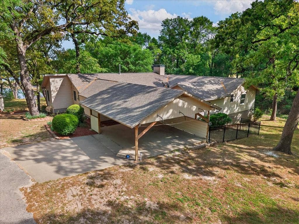 102 Summerall Drive, Mabank, TX 75156 102 Summerall Drive, Mabank, TX 75156