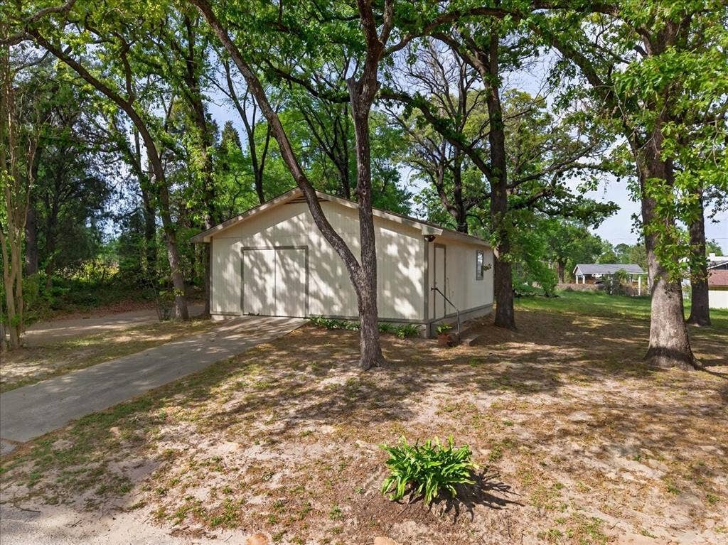 102 Summerall Drive, Mabank, TX 75156 102 Summerall Drive, Mabank, TX 75156