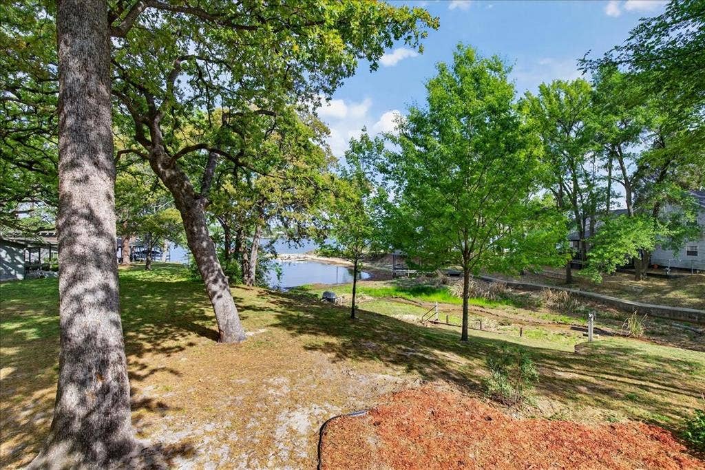 102 Summerall Drive, Mabank, TX 75156 Channel will fill up when we get rain