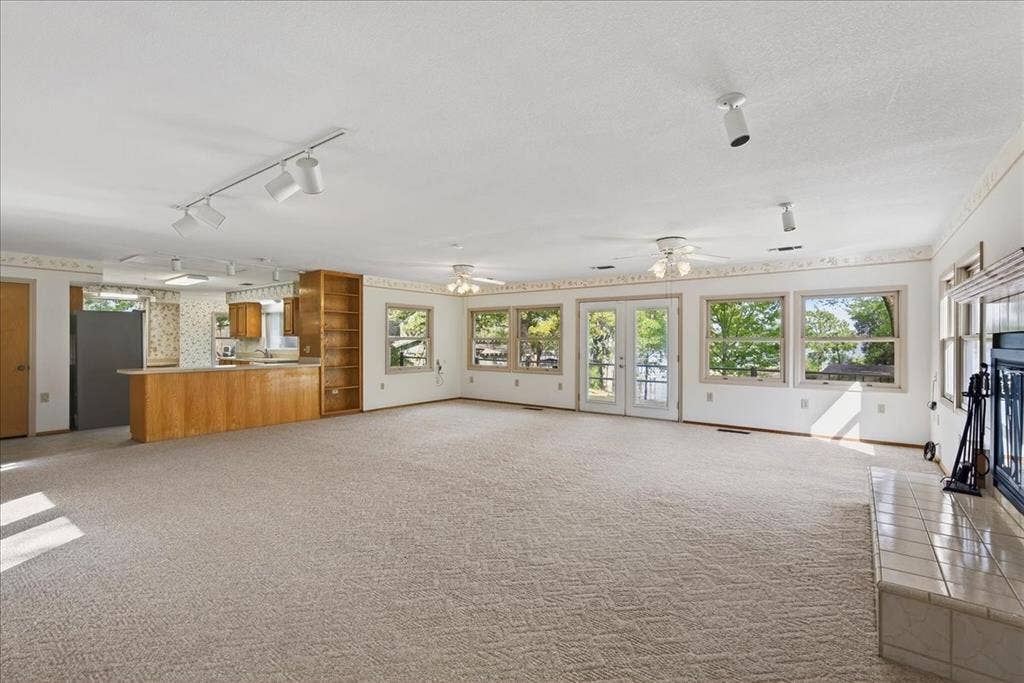102 Summerall Drive, Mabank, TX 75156 102 Summerall Drive, Mabank, TX 75156