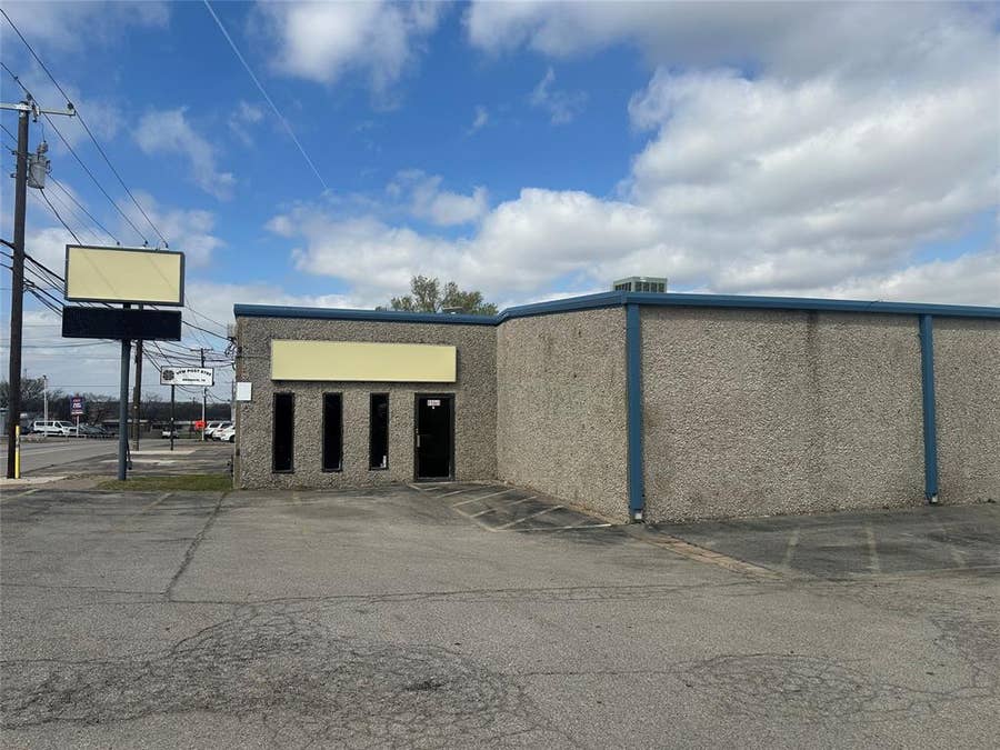 Property photo for 501 W Main Street, #100, Mesquite, TX