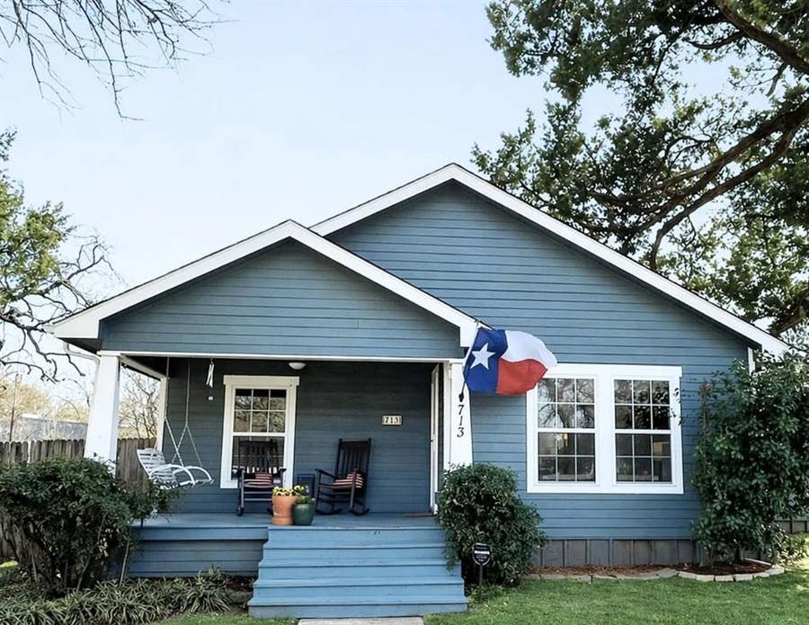 Property photo for 713 W Spring Street, Weatherford, TX