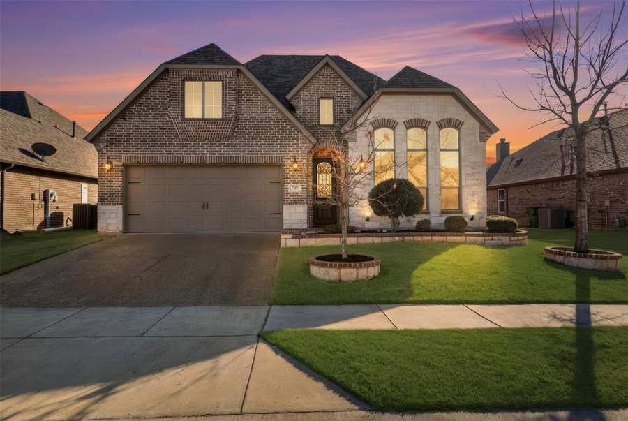 Property photo for 509 Alice Lane, Fate, TX
