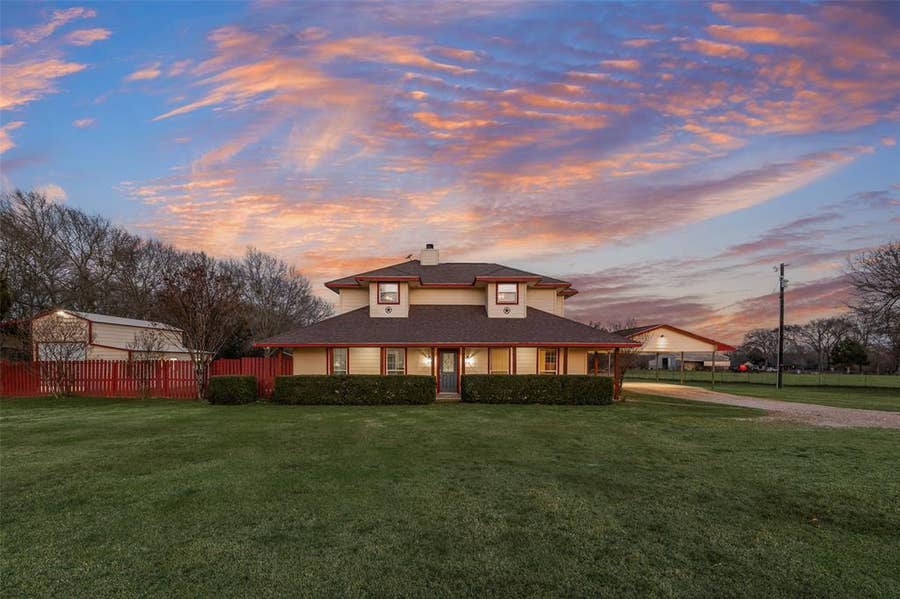 Property photo for 13550 County Road 2919, Eustace, TX