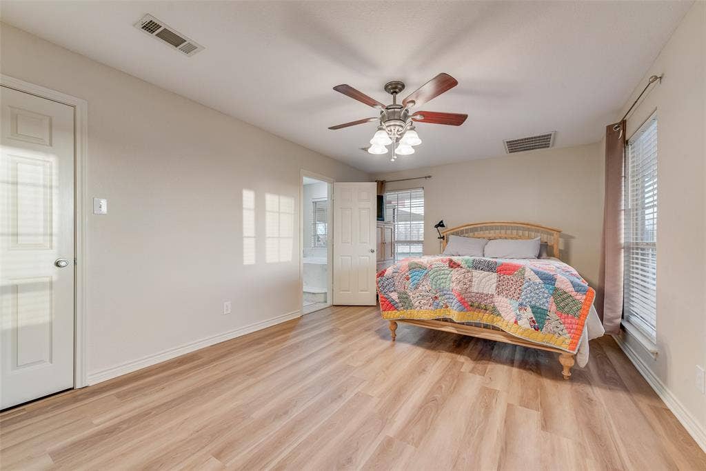 13550 County Road 2919, Eustace, TX 75124 Master bedroom