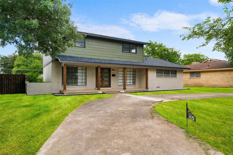 Property photo for 1429 Brook Valley Place, Dallas, TX