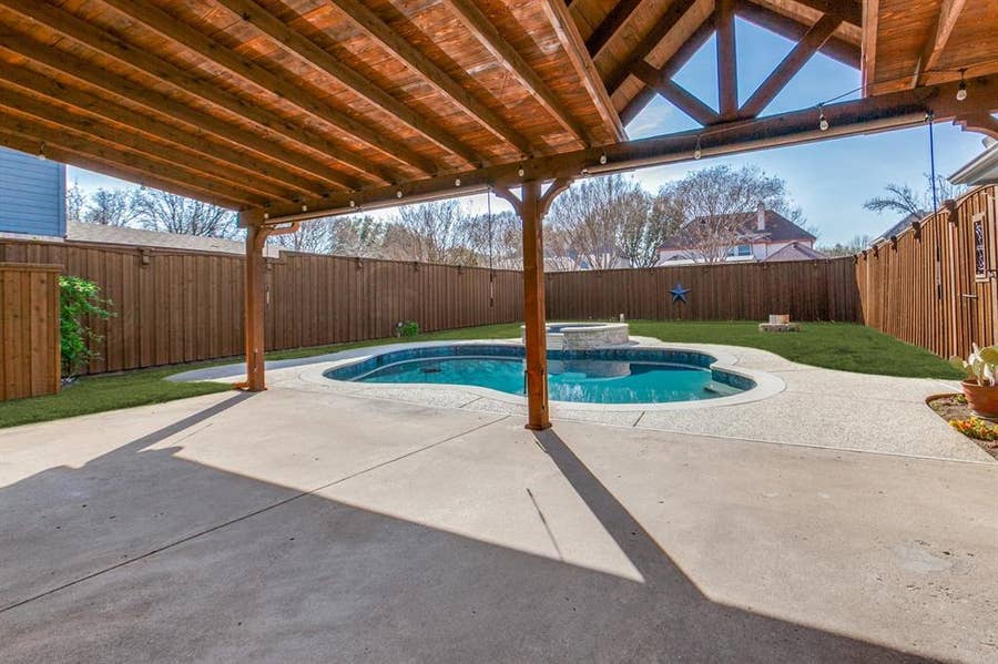 Property photo for 6805 Foxglove Trail, Sachse, TX