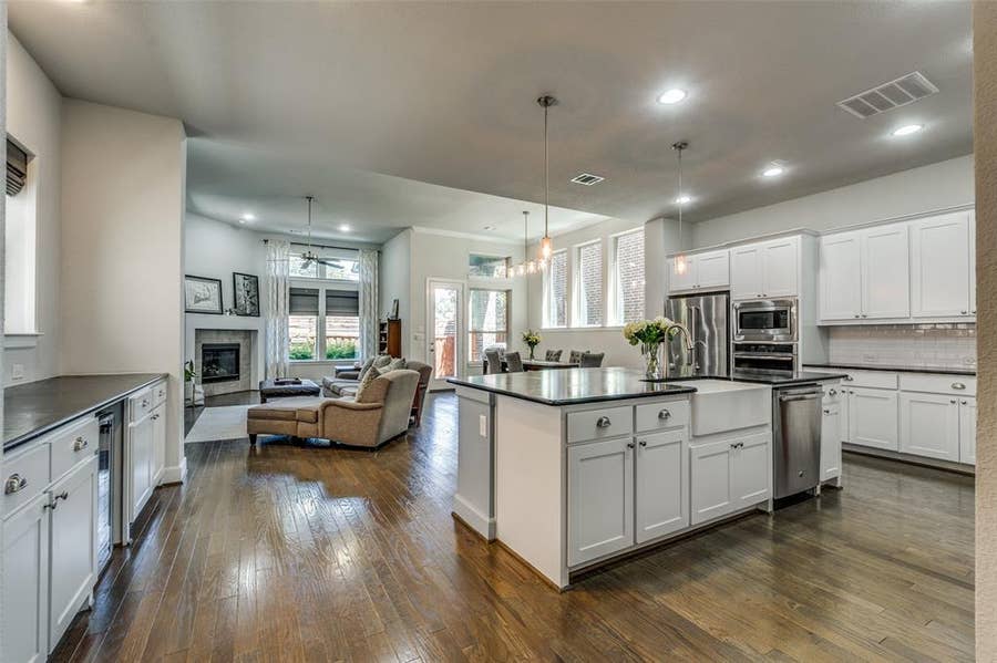Property photo for 10565 Plumwood Parkway, Dallas, TX