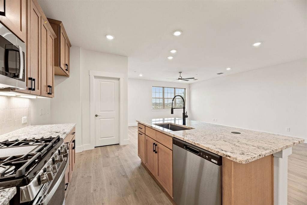 2636 Red Tailed Hawk Lane, McKinney, TX 75071 15