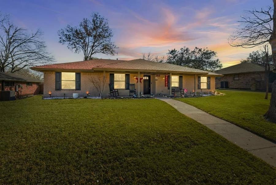 Property photo for 1712 Westridge Drive, Plano, TX