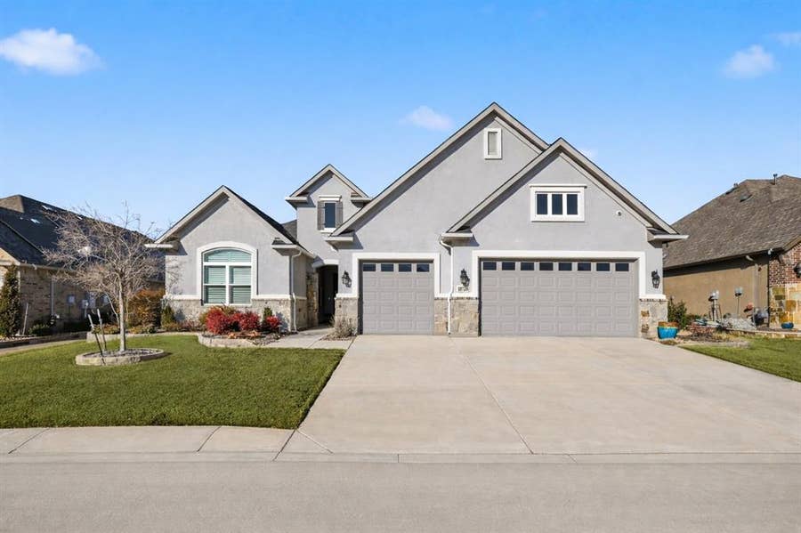 Property photo for 10720 Goodland Drive, Denton, TX