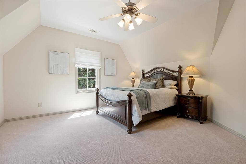 6615 Meadow Road, Dallas, TX 75230 One of four secondary upstairs bedrooms, each oversized and has own private bath. Each en-suite bedroom has unexpectedly large walk-in closet. Casement windows throughout. Most upstairs bedroom windows have been replaced.