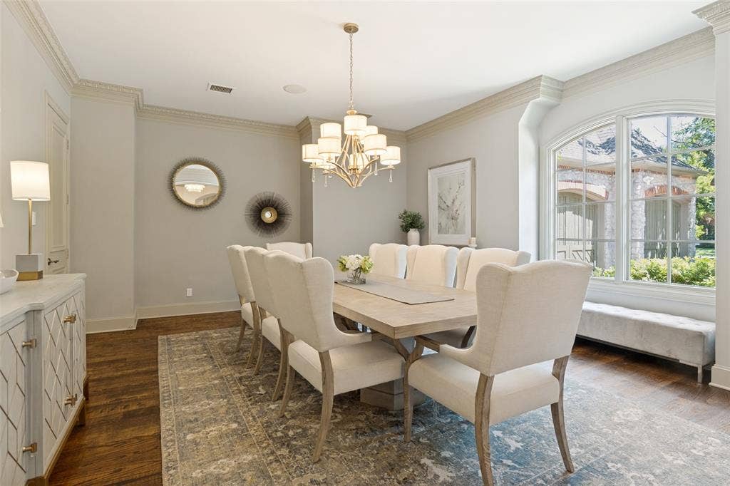 6615 Meadow Road, Dallas, TX 75230 Whether intimate dinner parties or large holiday celebrations, this dining room with two, adjacent butler pantries and nearby bar, is updated and ready for the next event.