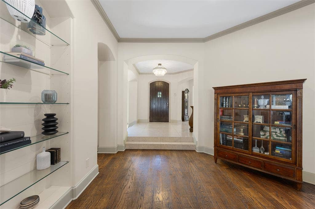 6615 Meadow Road, Dallas, TX 75230 6615 Meadow Road, Dallas, TX 75230