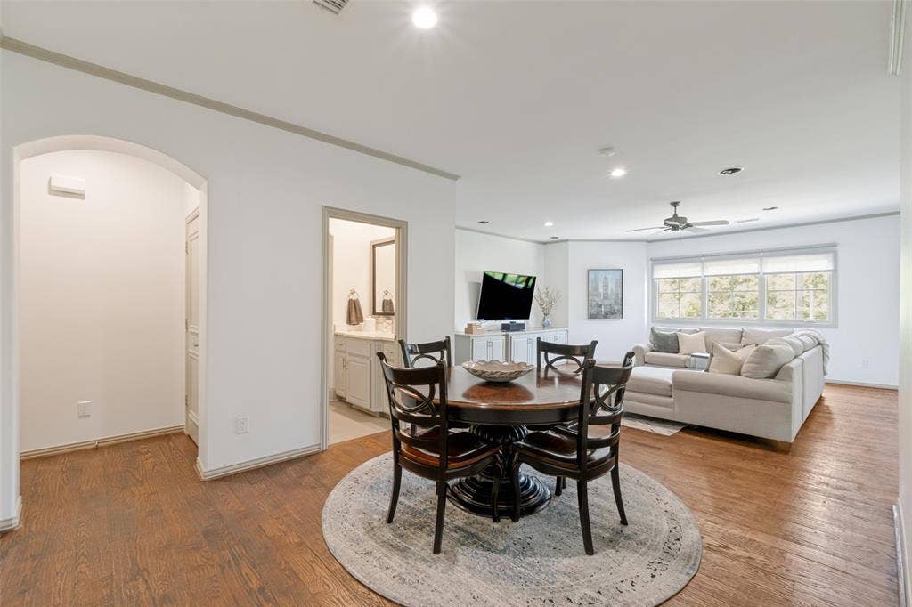 6615 Meadow Road, Dallas, TX 75230 Upstairs game room with room for game table or casual dining. Updated guest bath, media closet with ample storage , remote blinds, and attic access. 2 Bedrooms are accessible off game room.
