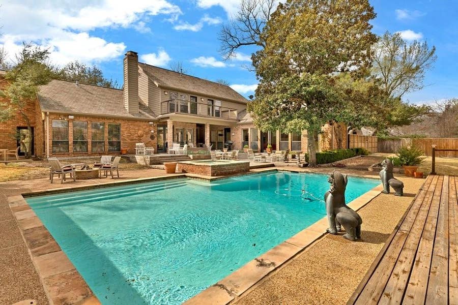 Property photo for 11622 Valleydale Drive, Dallas, TX