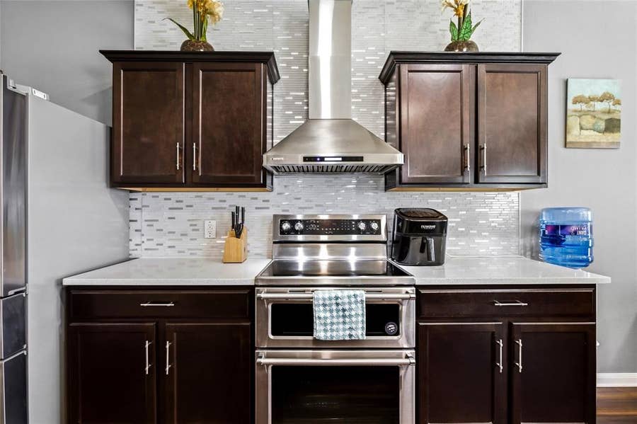 Property photo for 1332 Lucchese Lane, Dallas, TX