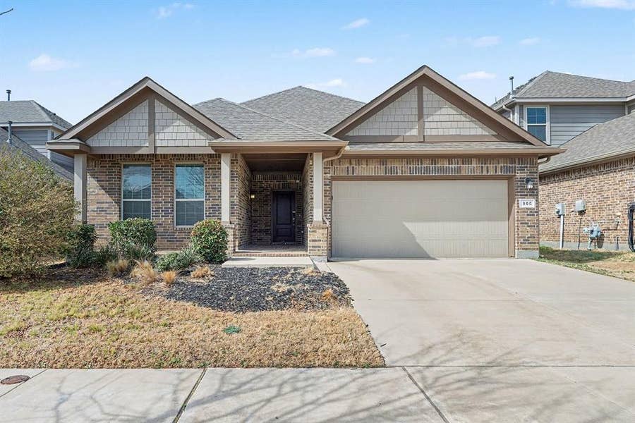 Property photo for 905 Falcon Road, Argyle, TX