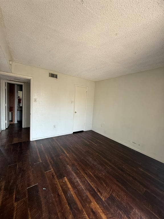 6050 Melody Lane, #324, Dallas, TX 75231 6050 Melody Lane, #324, Dallas, TX 75231