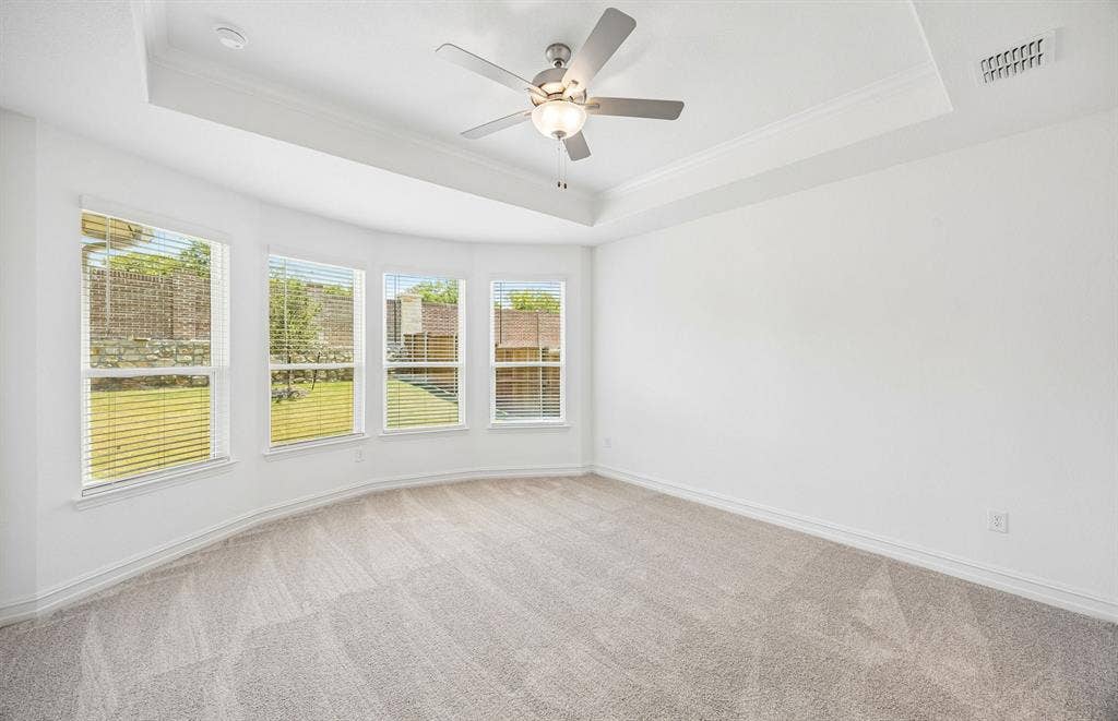 4725 Ripley Court, Celina, TX 75009 Primary bedroom with bay windows