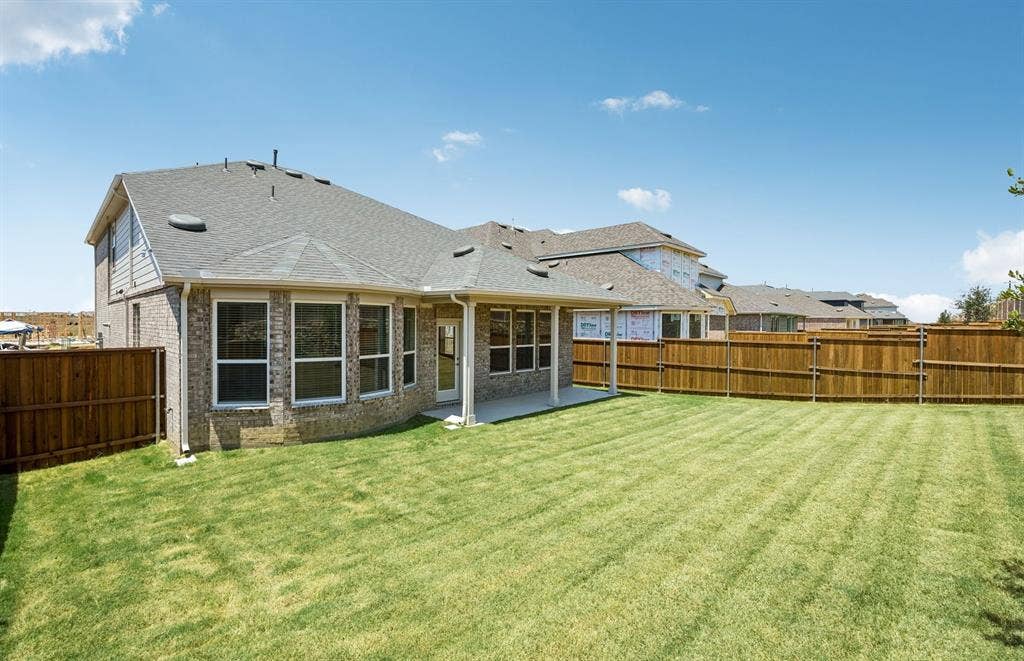 4725 Ripley Court, Celina, TX 75009 Oversized fenced-in backyard
