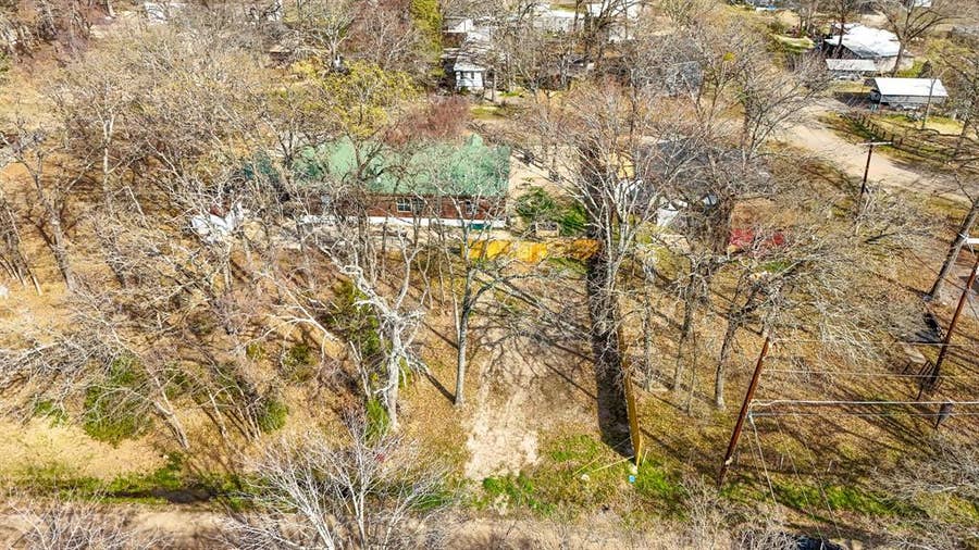 Property photo for 6465 Glen Oaks Road, Mabank, TX